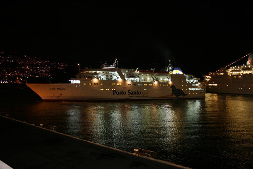 Residencial Funchal Hotel Luaran gambar