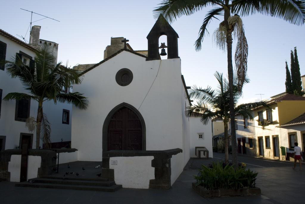 Residencial Funchal Hotel Luaran gambar